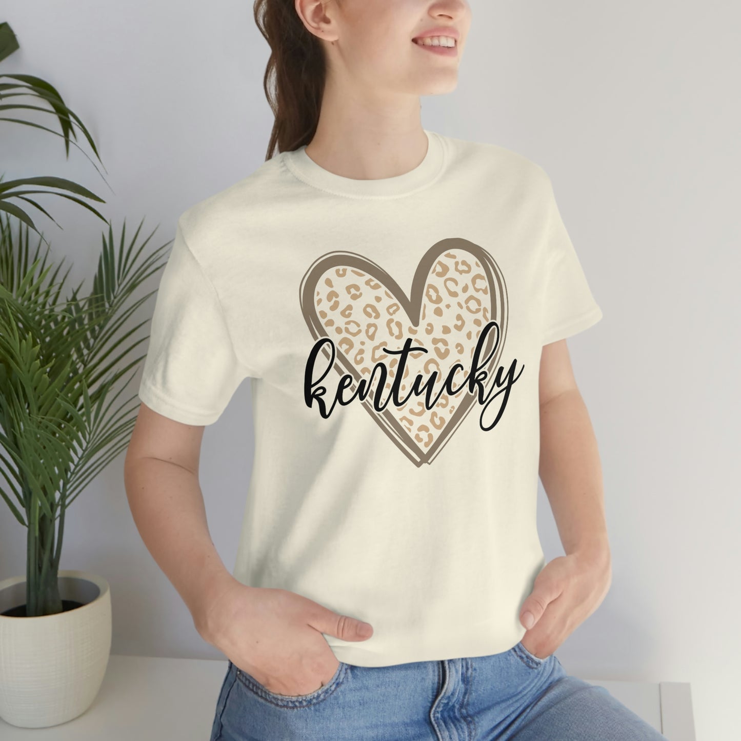 Kentucky Gold Leopard Heart Black Script Short Sleeve T-shirt