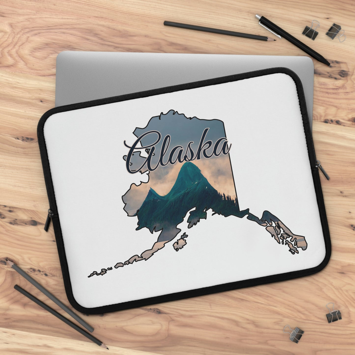 Alaska Mountain Scene Print Laptop Sleeve