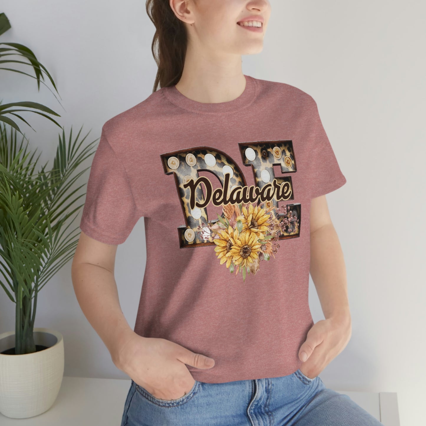 Delaware with Sunflowers Short Sleeve  T-shirt