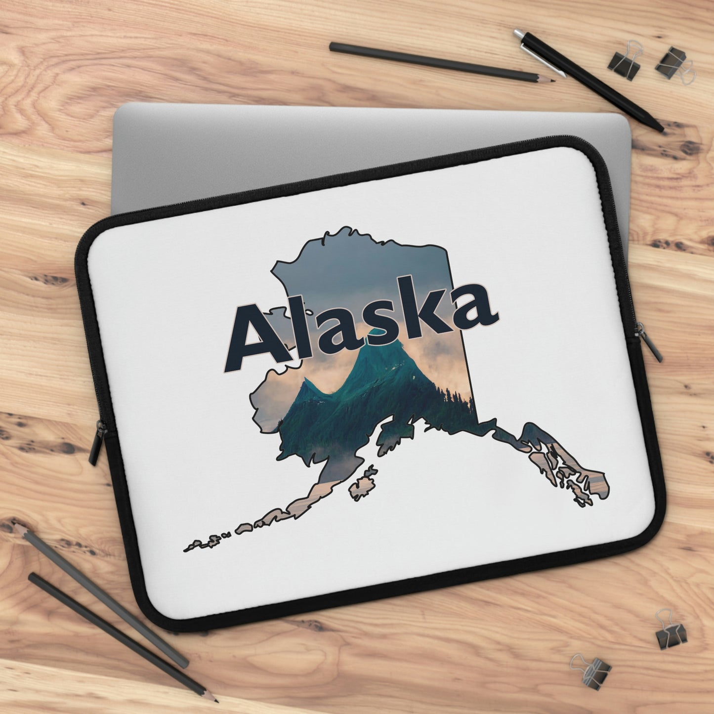 Alaska Mountain Scene Print Laptop Sleeve