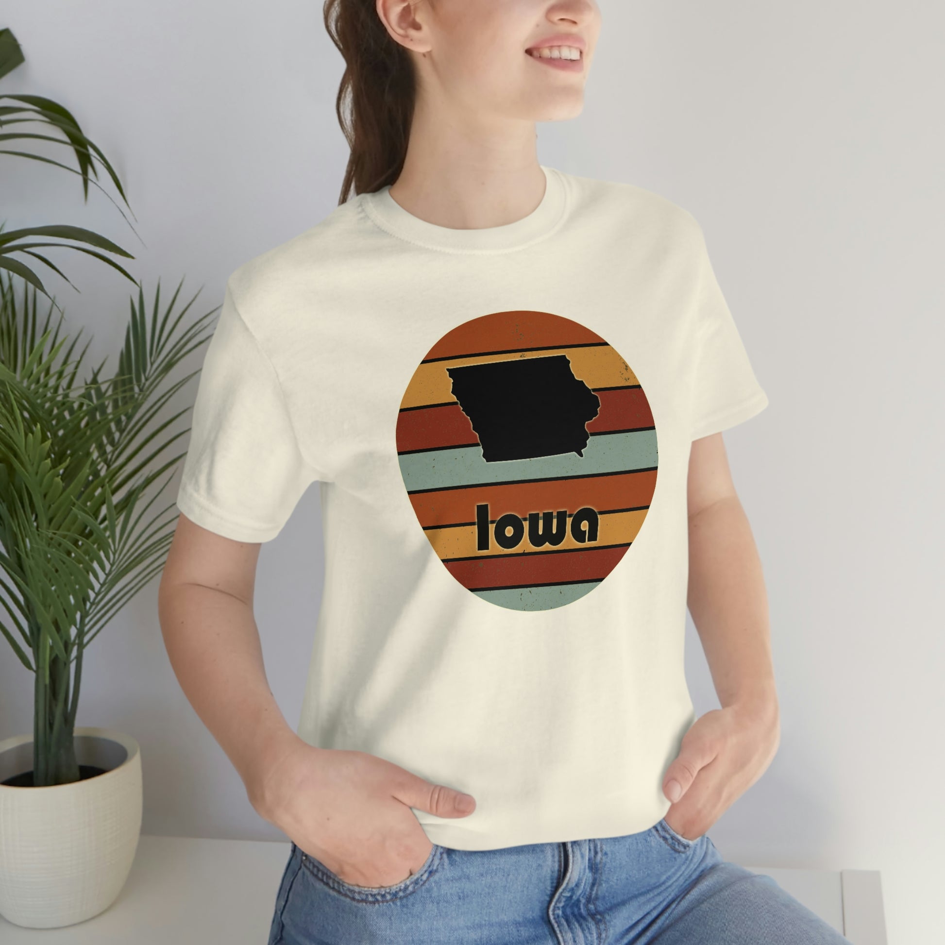 Iowa Retro Sunset Short Sleeve T-shirt