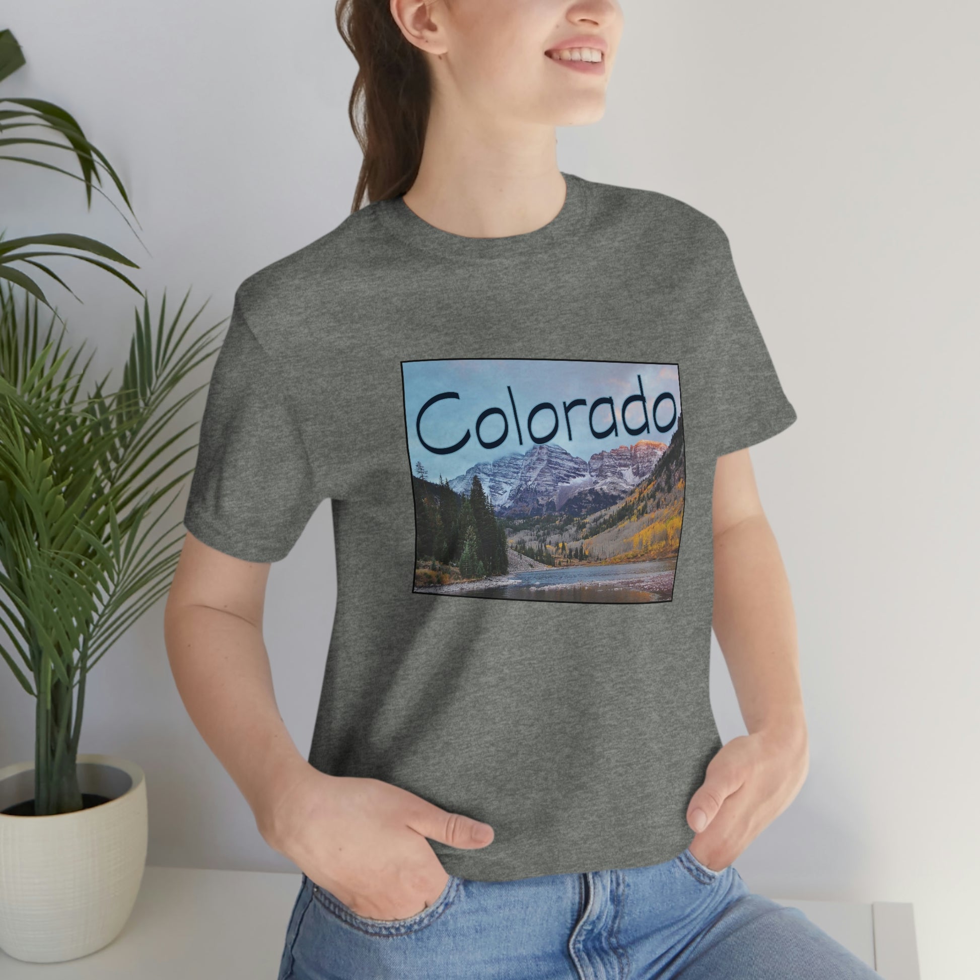 Colorado Mountains Unisex Jersey Short Sleeve Tee Tshirt T-shirt