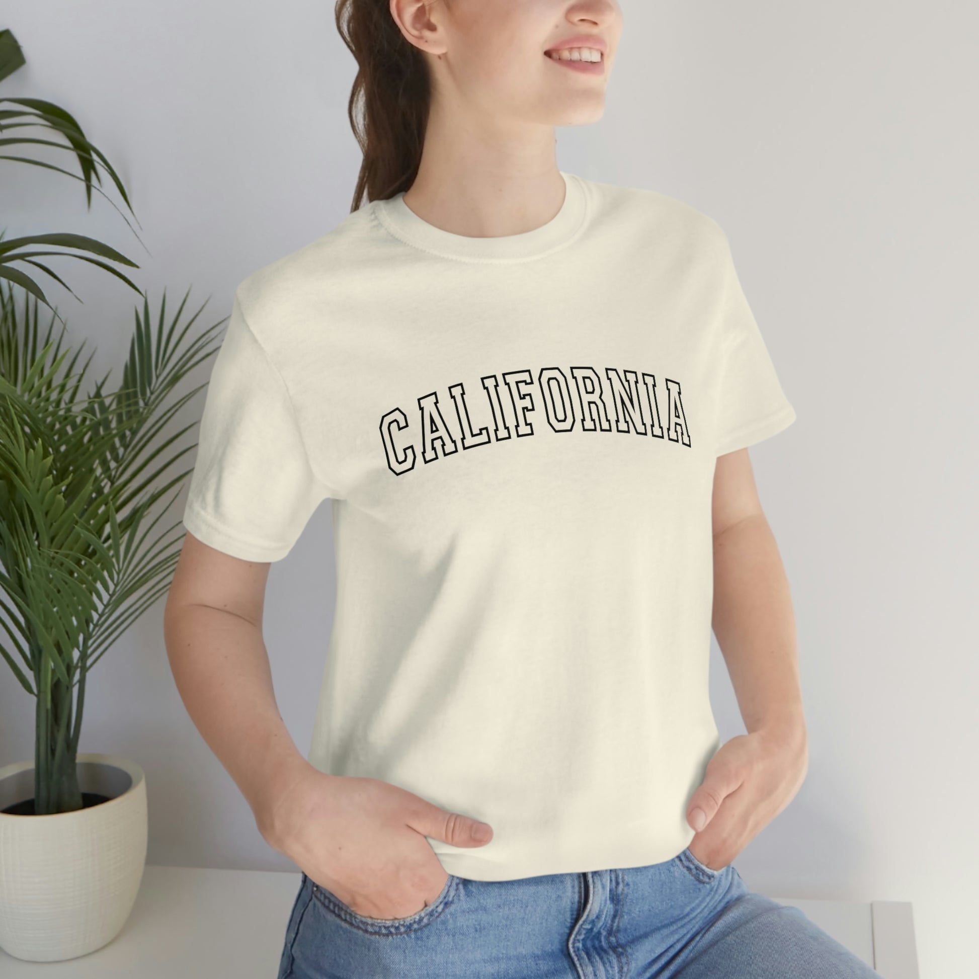 California Arch Varsity Letters Unisex Jersey Short Sleeve Tee Tshirt T-shirt