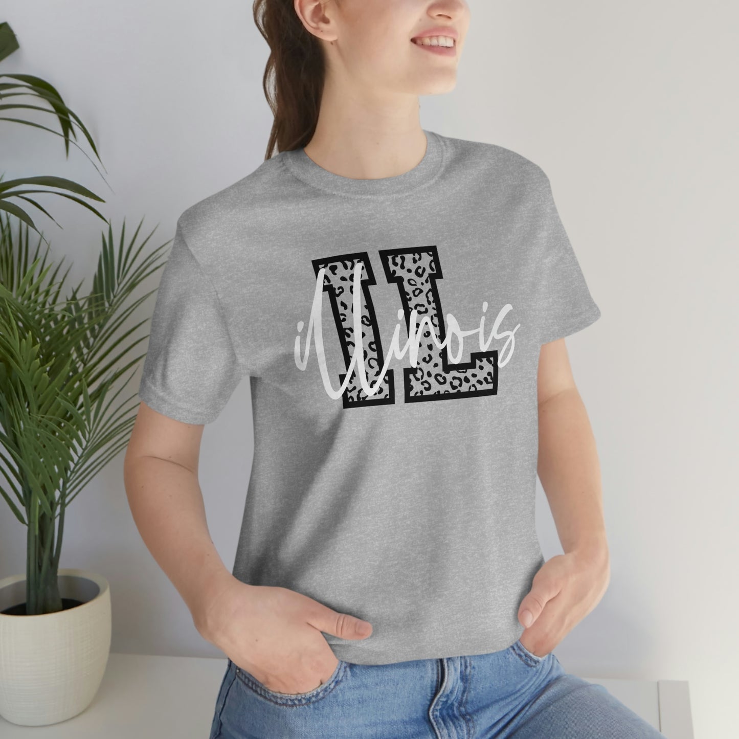 Illinois ID Leopard Print Letters White Script Short Sleeve T-shirt