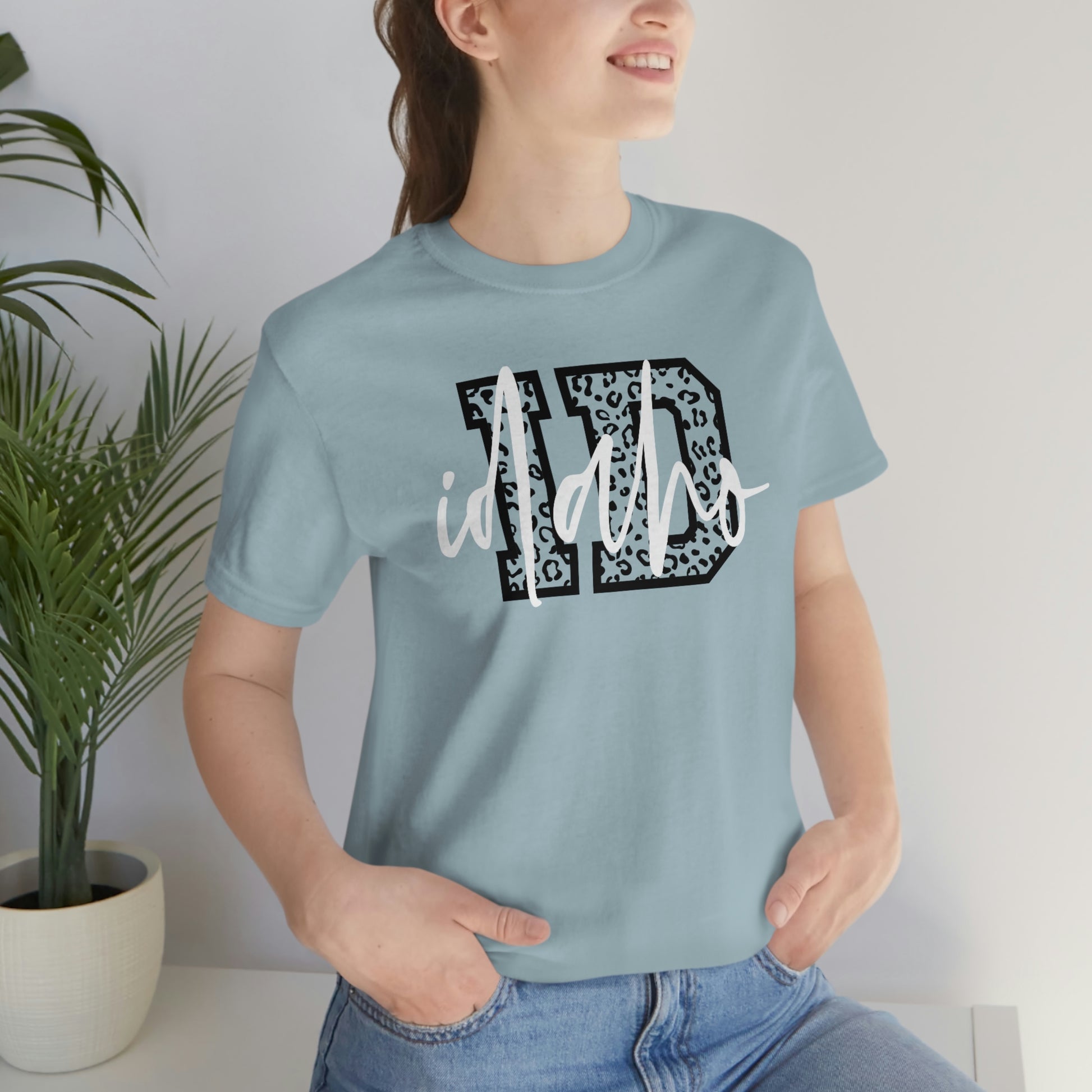 Idaho ID Leopard Print Letters White Script Short Sleeve T-shirt