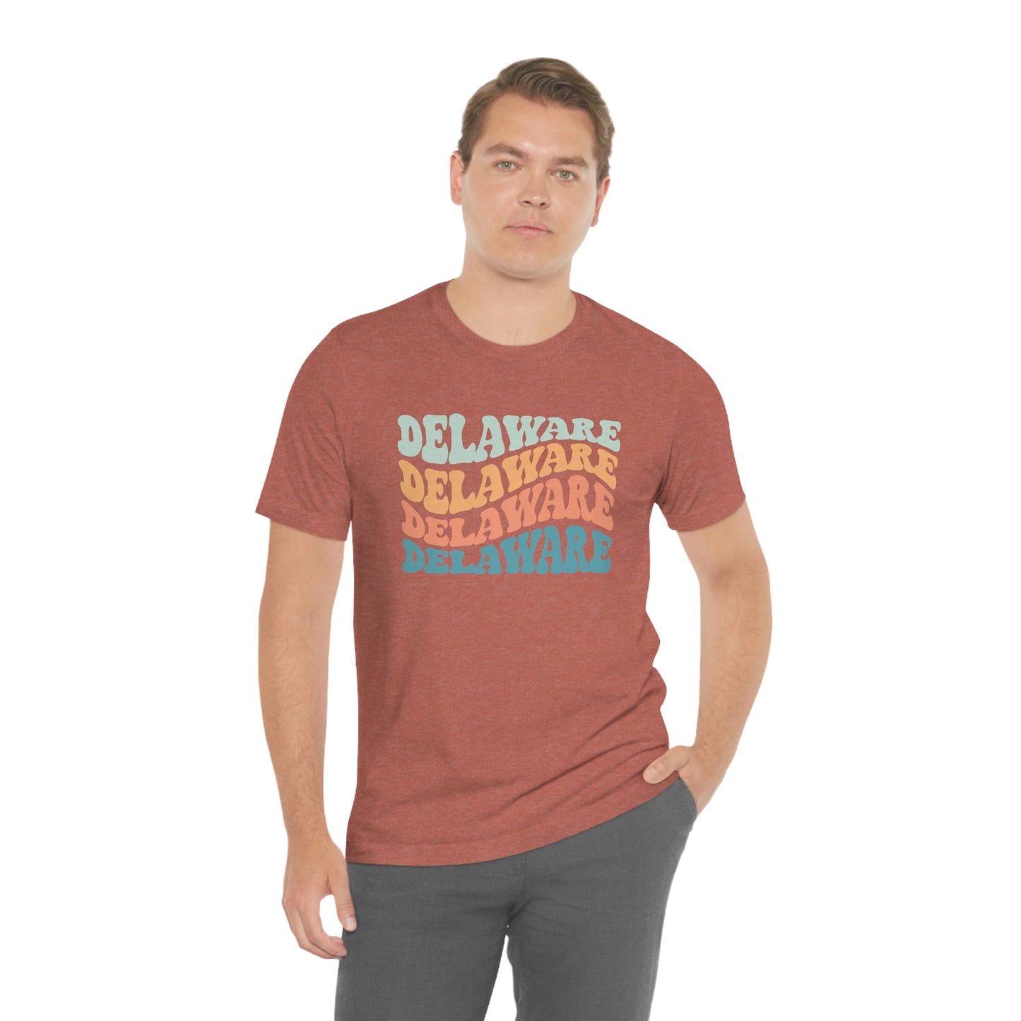 Delaware Wavy Letters Short Sleeve T-shirt
