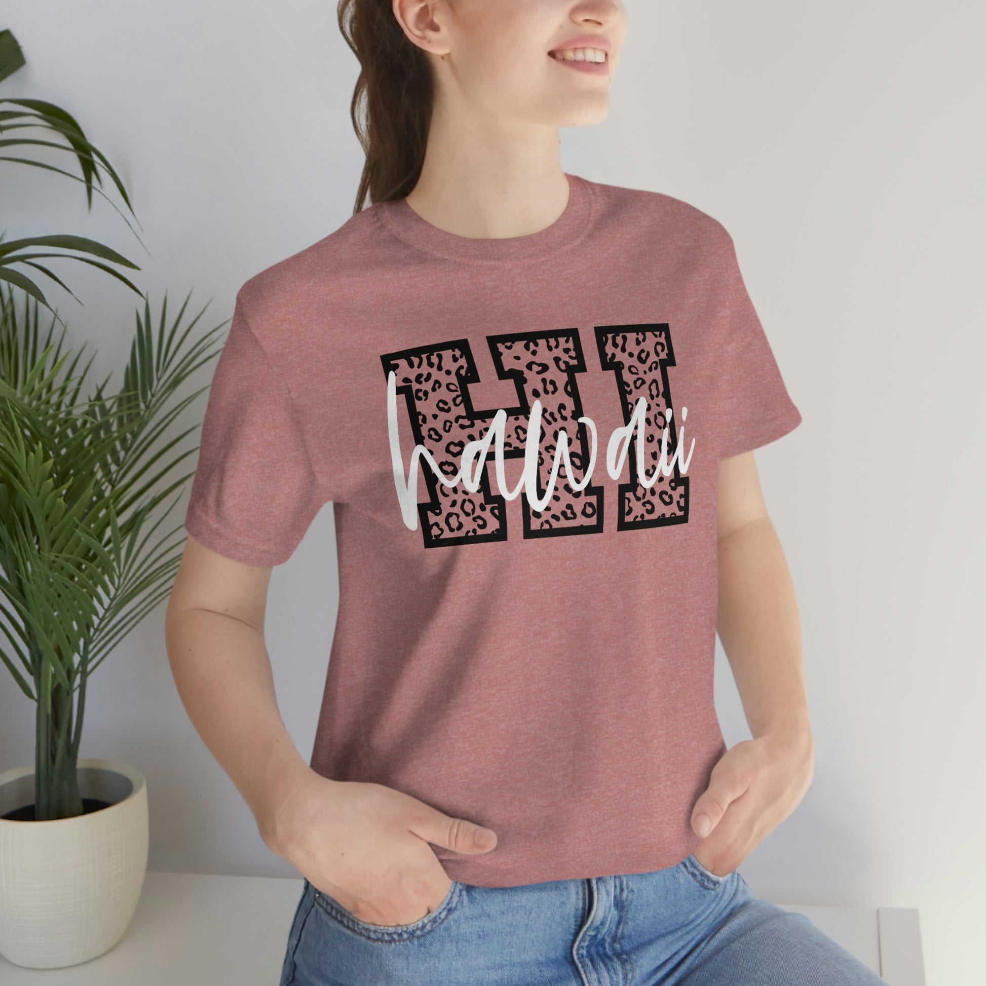 Hawaii HI Leopard Print Letters White Script Short Sleeve T-shirt