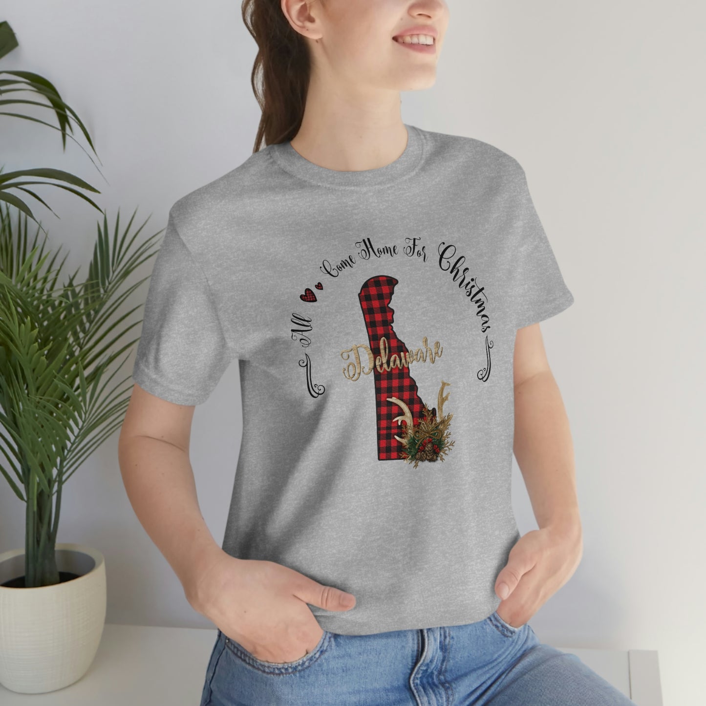 All Come Home for Christmas Delaware Short Sleeve T-shirt