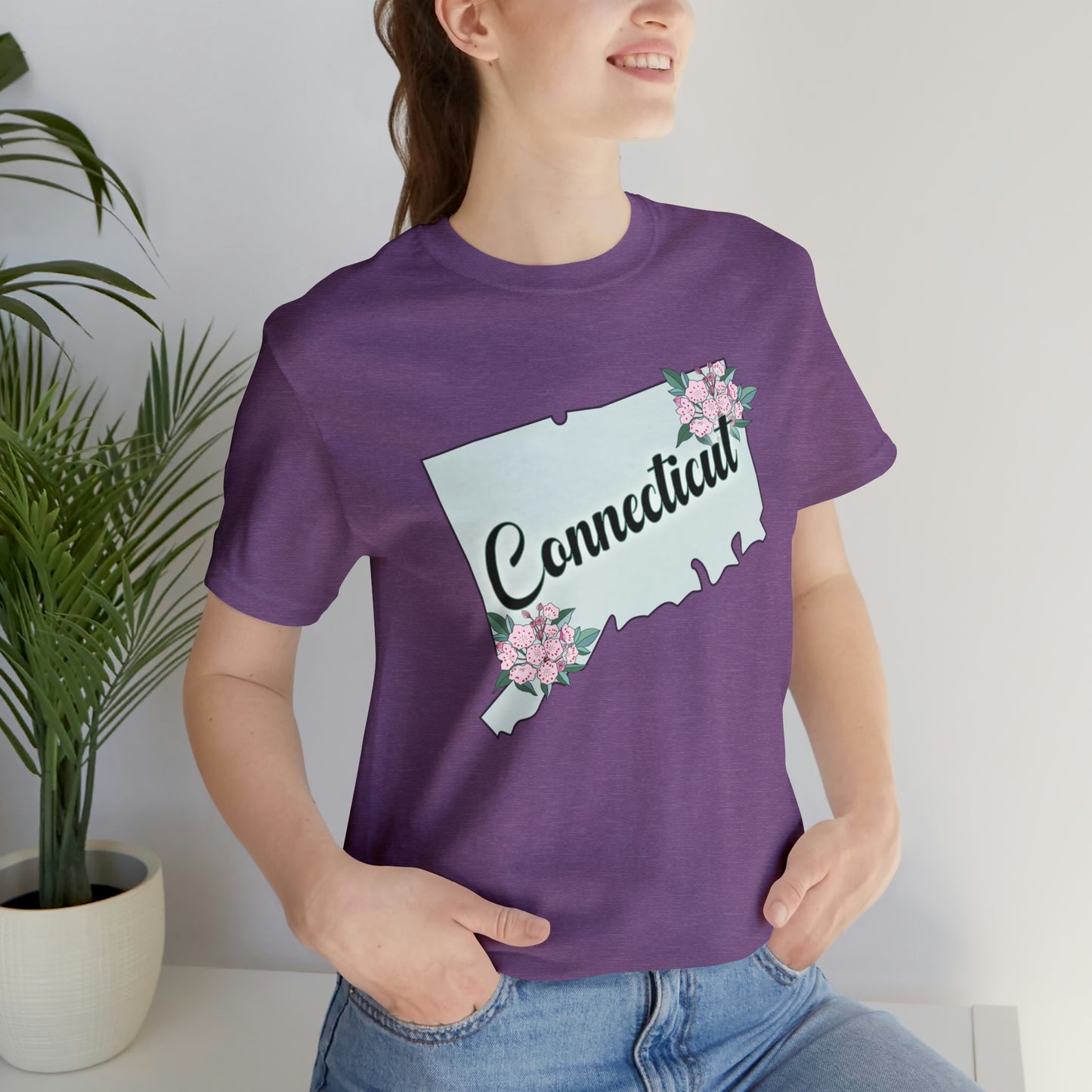 Connecticut State Flower Short Sleeve T-shirt