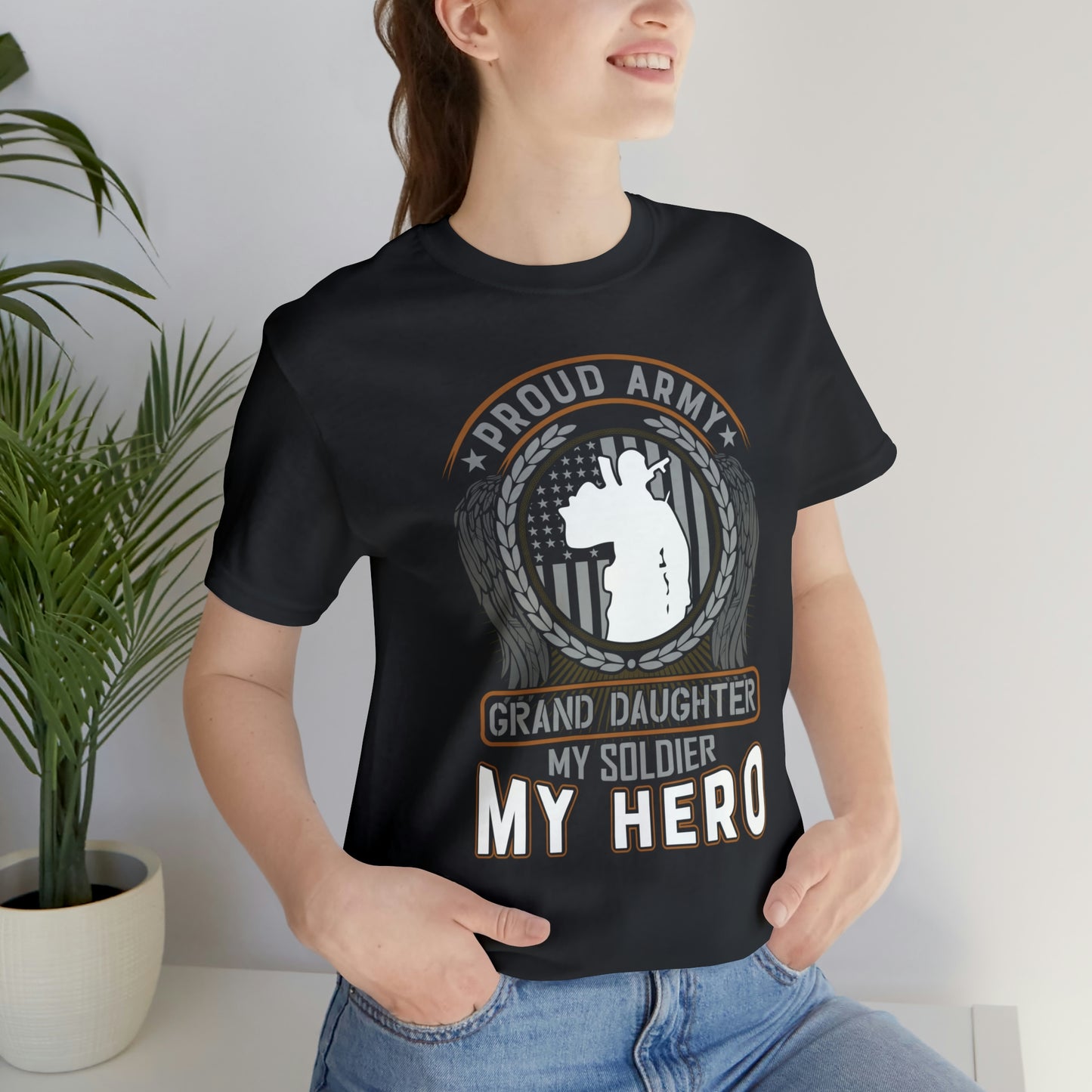 Proud Army Granddaughter My Soldier My Hero Short Sleeve T-shirt