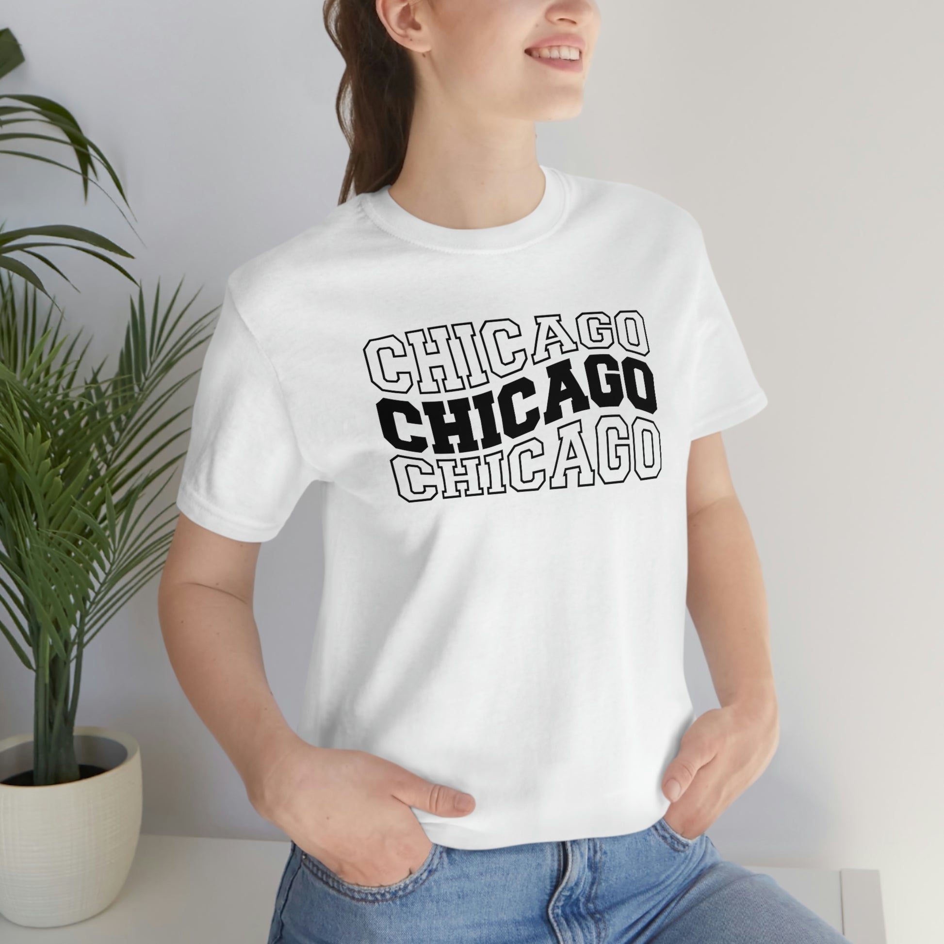 Chicago Varsity Letters Wavy Short Sleeve T-shirt