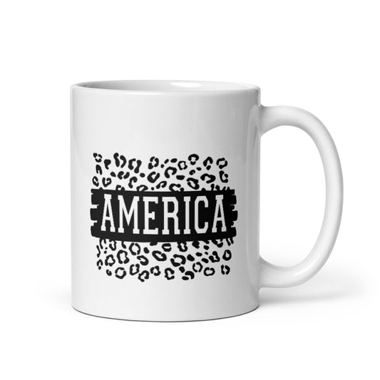 America White glossy mug