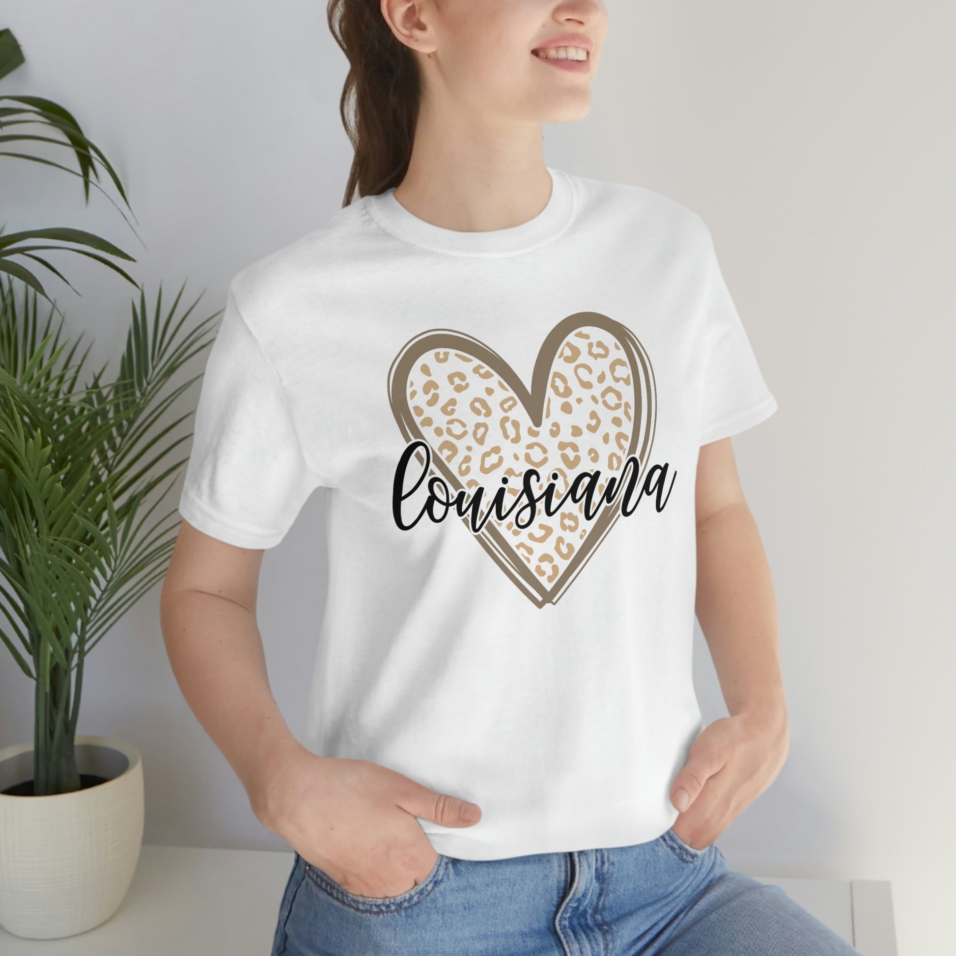 Louisiana Gold Leopard Heart Black Script Short Sleeve T-shirt