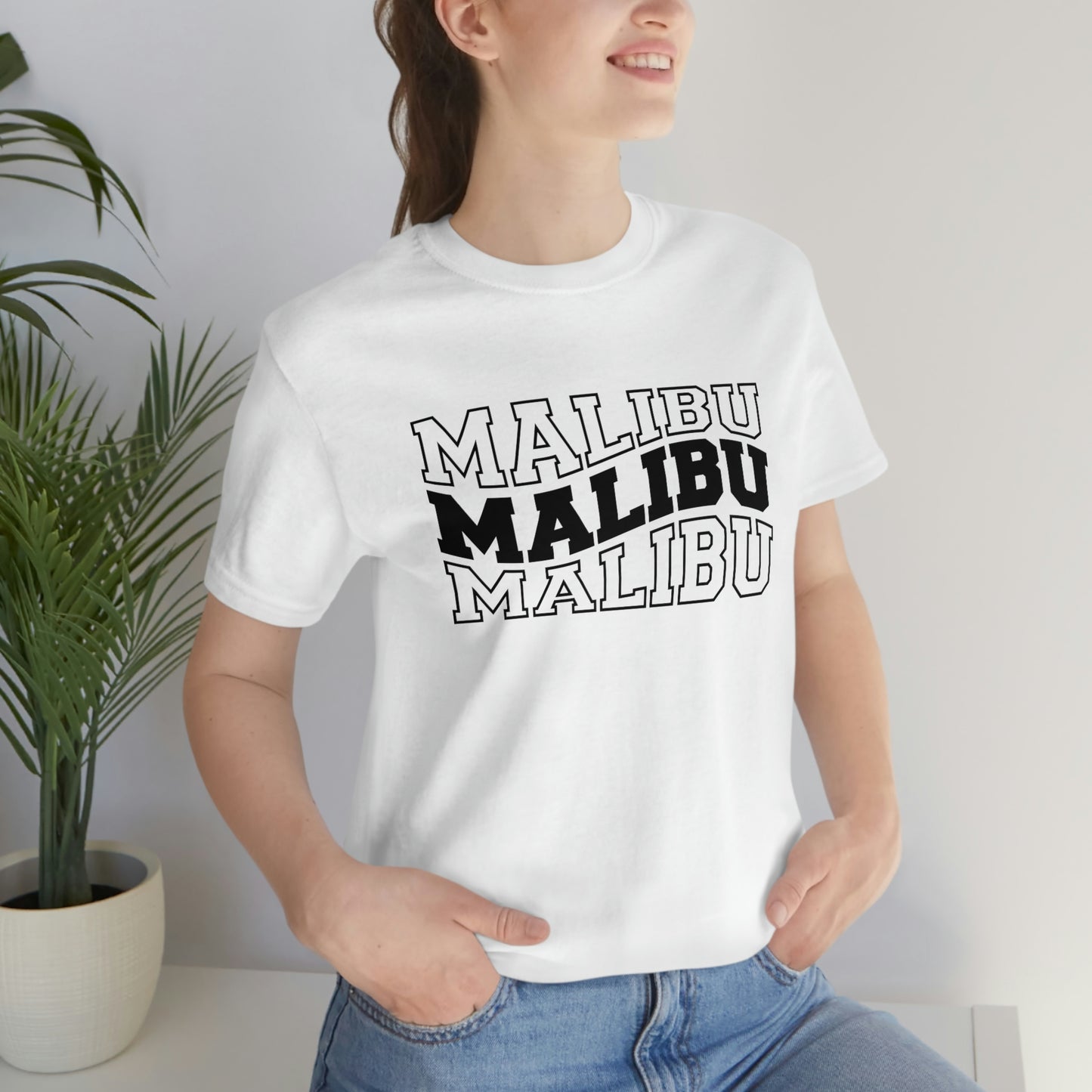 Malibu California Varsity Letters Wavy Unisex Jersey Short Sleeve Tee Tshirt T-shirt