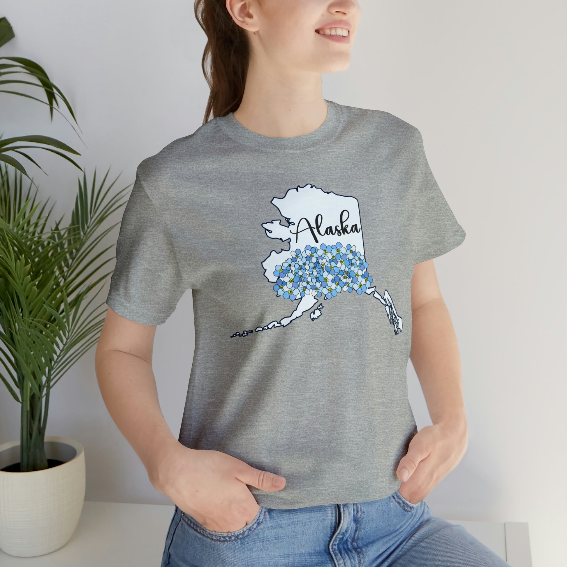 Alaska State Flower Short Sleeve T-shirt