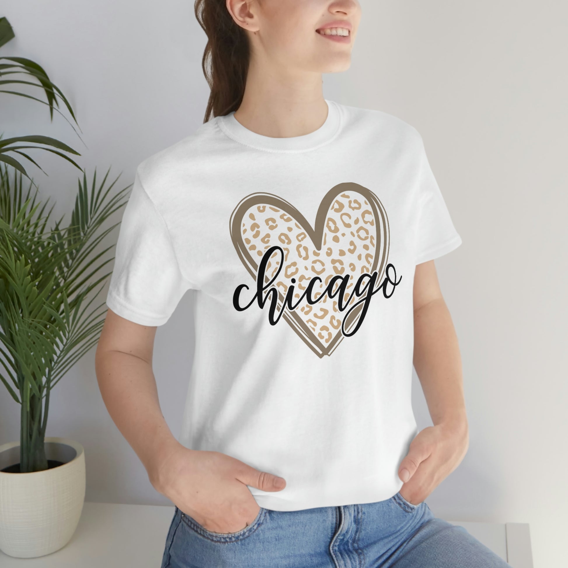 Chicago Gold Leopard Heart Black Script Short Sleeve T-shirt