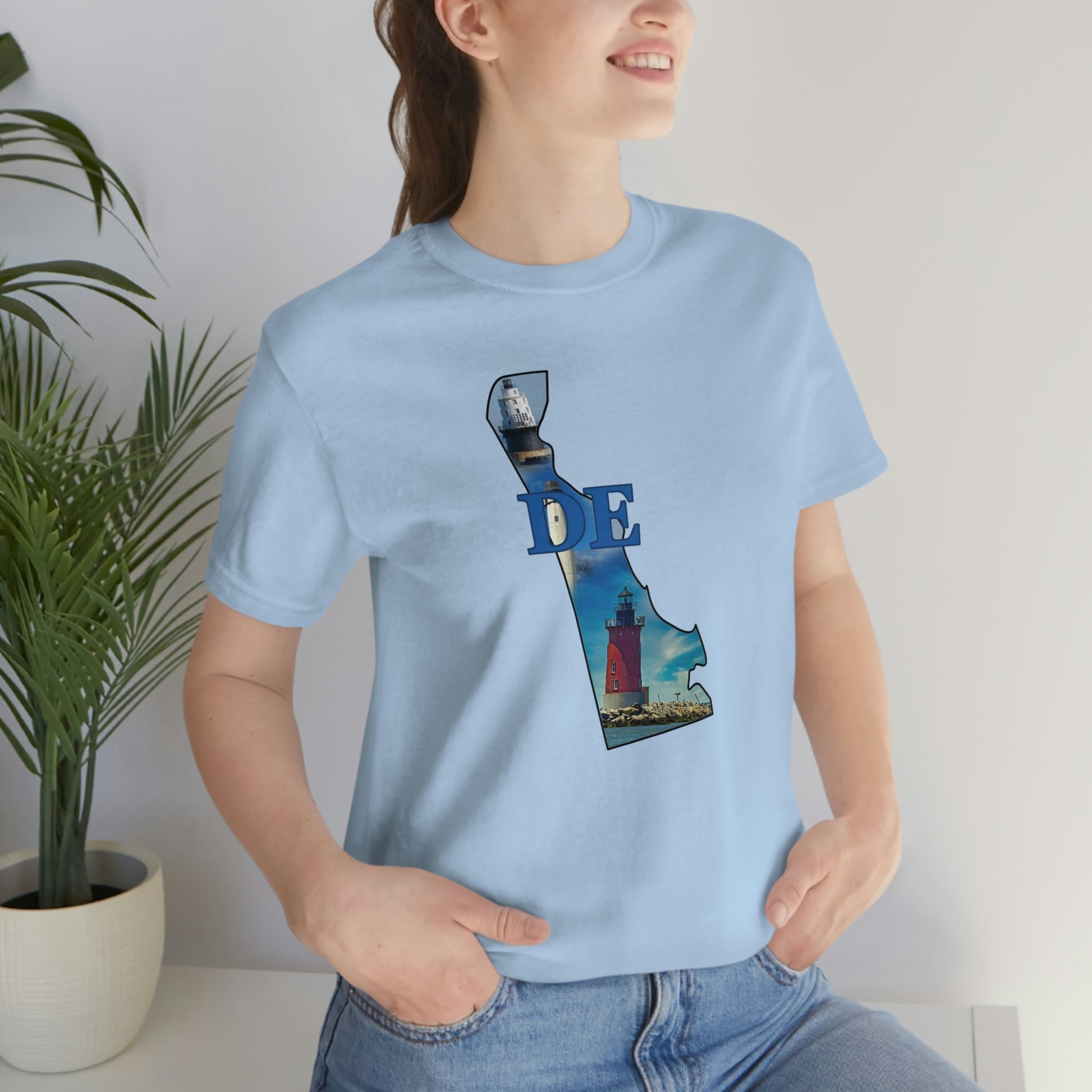 Delaware Lighthouse Short Sleeve  T-shirt