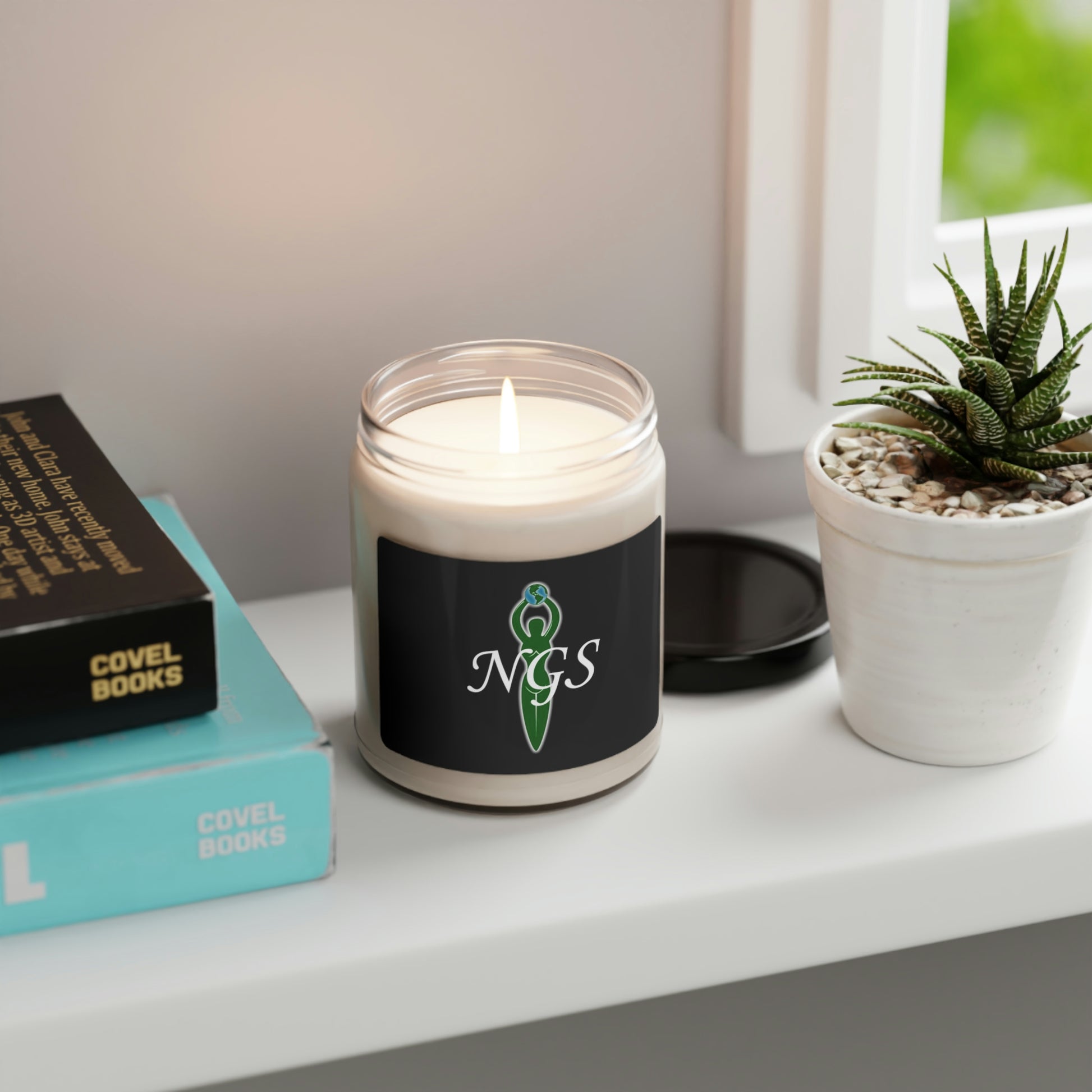 North Georgia Solitaries Scented Soy Candle, 9oz