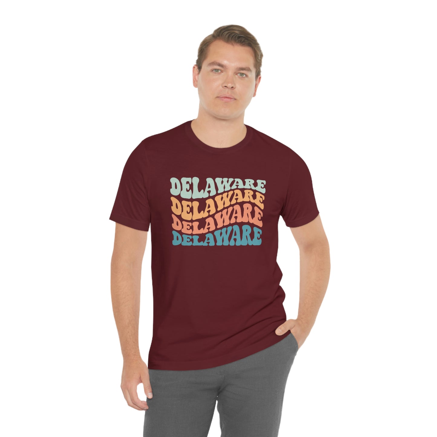 Delaware Wavy Letters Short Sleeve T-shirt