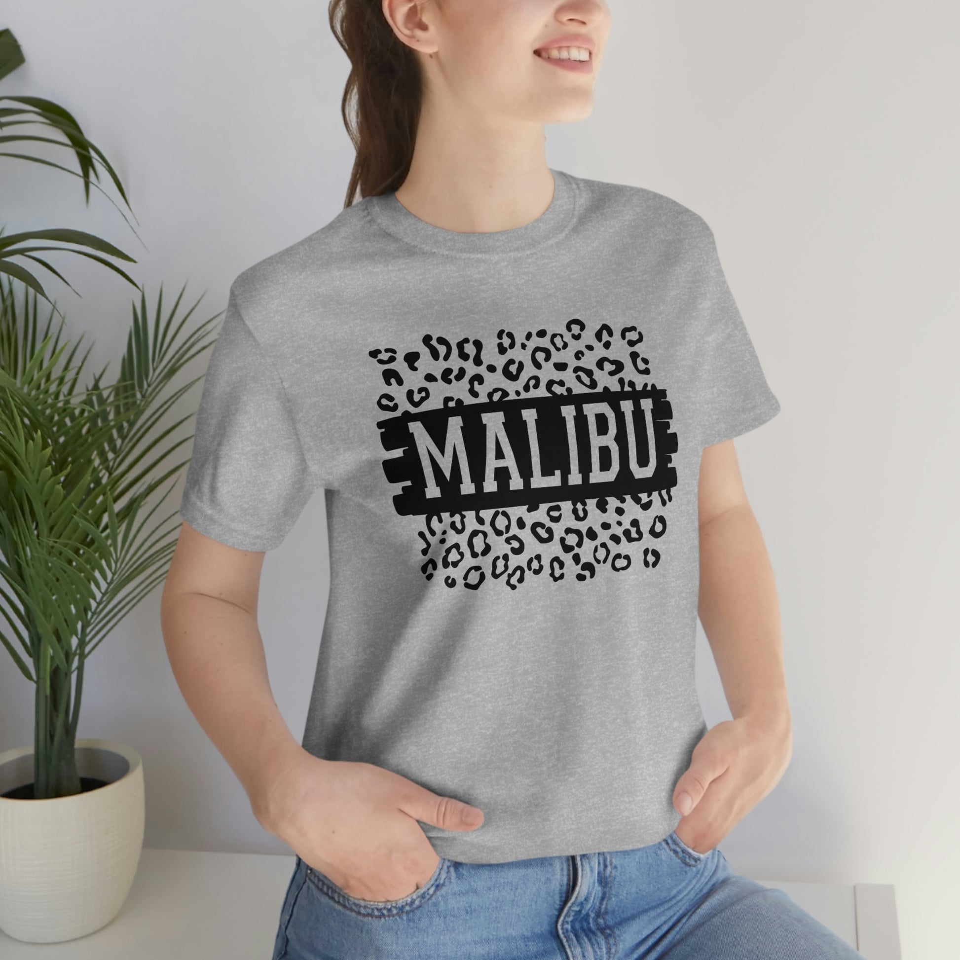 Malibu California Leopard Print Unisex Jersey Short Sleeve Tee Tshirt T-shirt