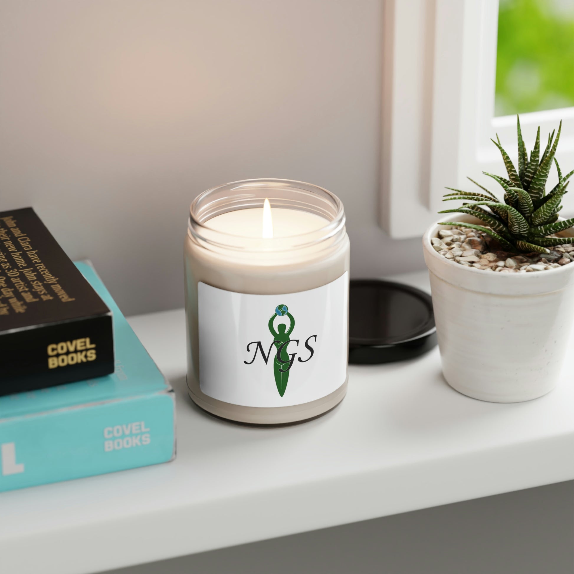 North Georgia Solitaries Scented Soy Candle, 9oz